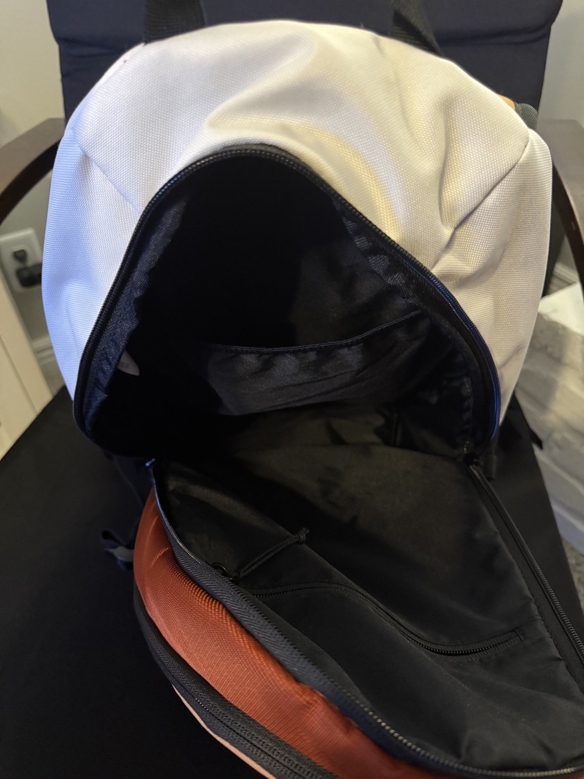 Nike $92 Air Max Bubble Pack Backpack 15″ Laptop Bag Gym Travel DV6245-030