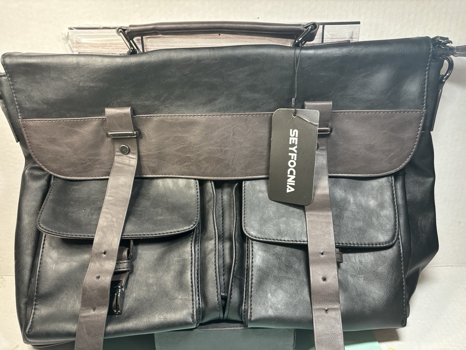 SEYFOCNIA Large Leather Messenger Bag New with Tags!