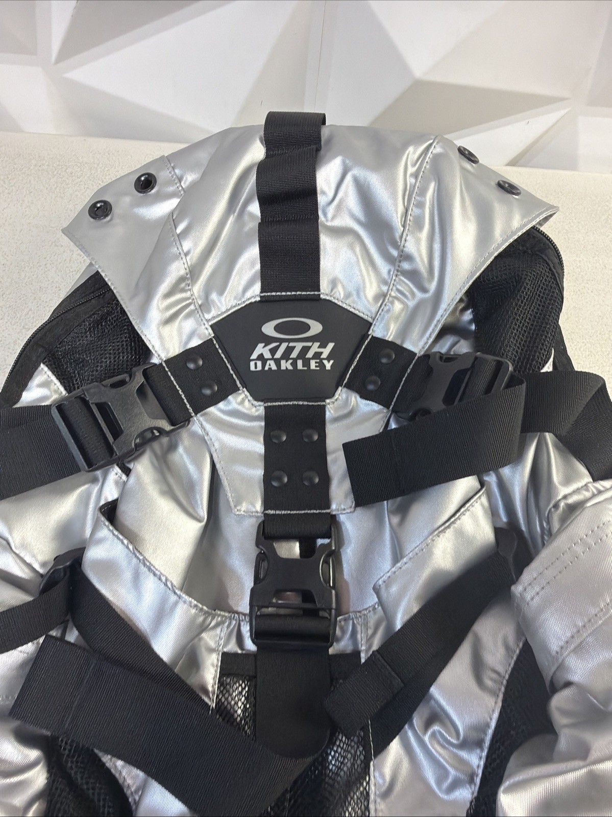 Kith x Oakley Icon RC Backpack Silver Reflective Tactical Streetwear Bag