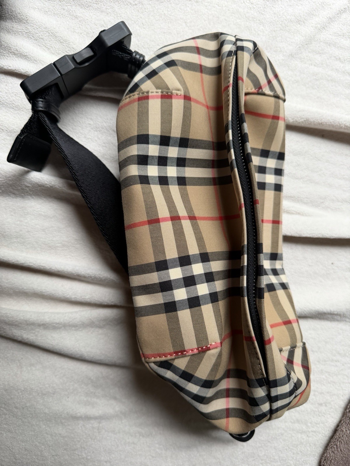 Burberry Plaid Belt Bag Fanny Pack Beige/Black/Red Zip Buckle Adjustable Strap