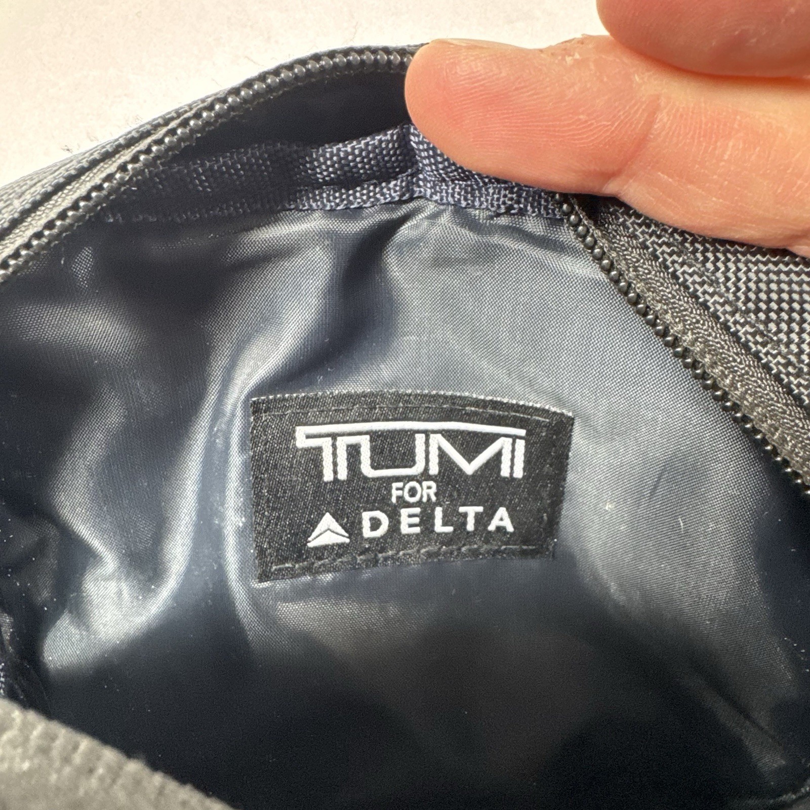 TUMI for Delta Black Zip Pouch Soft Travel Bag Toiletry Case Business Class