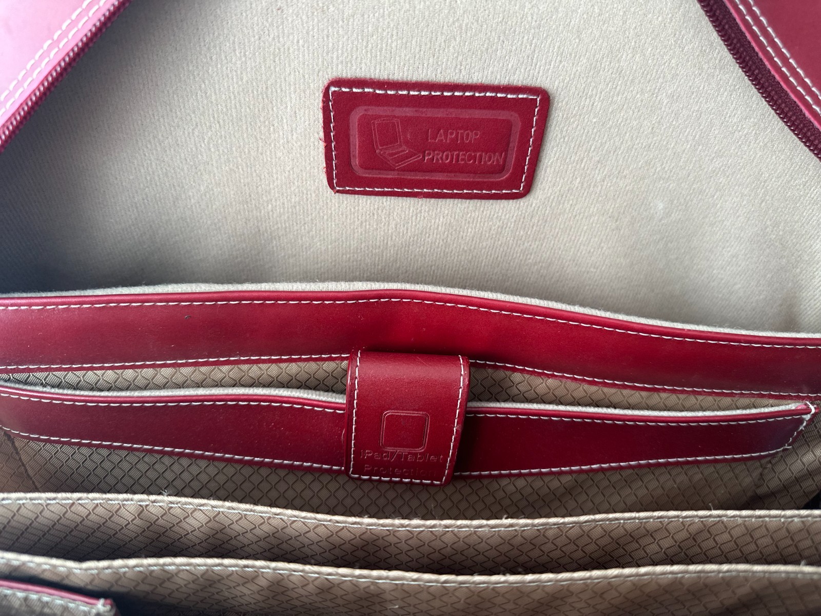 McKlein Edgebrook 15 in. Rolling Laptop Briefcase Red