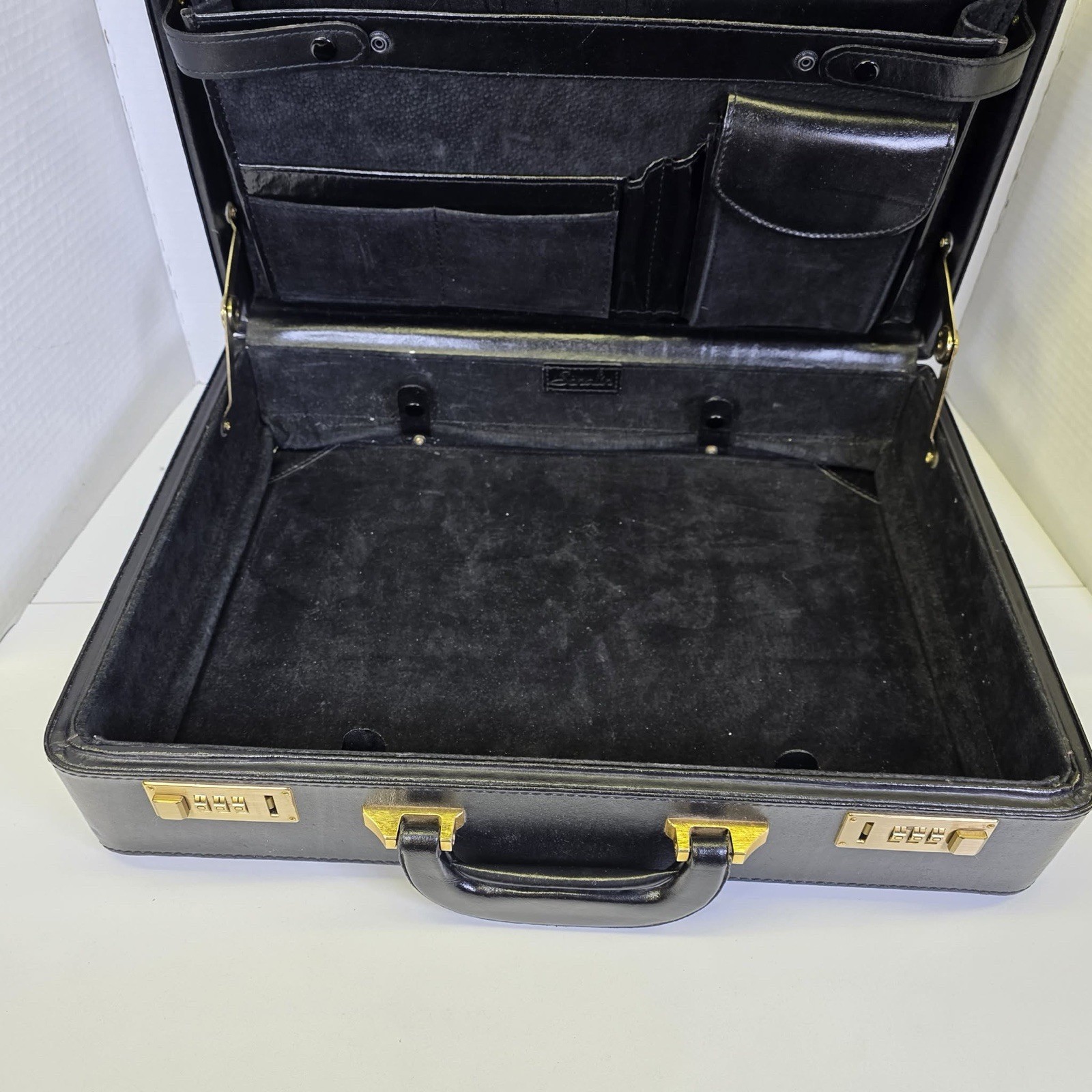 Vintage Sonalin Black Leather Executive Attaché Briefcase 000 Lock