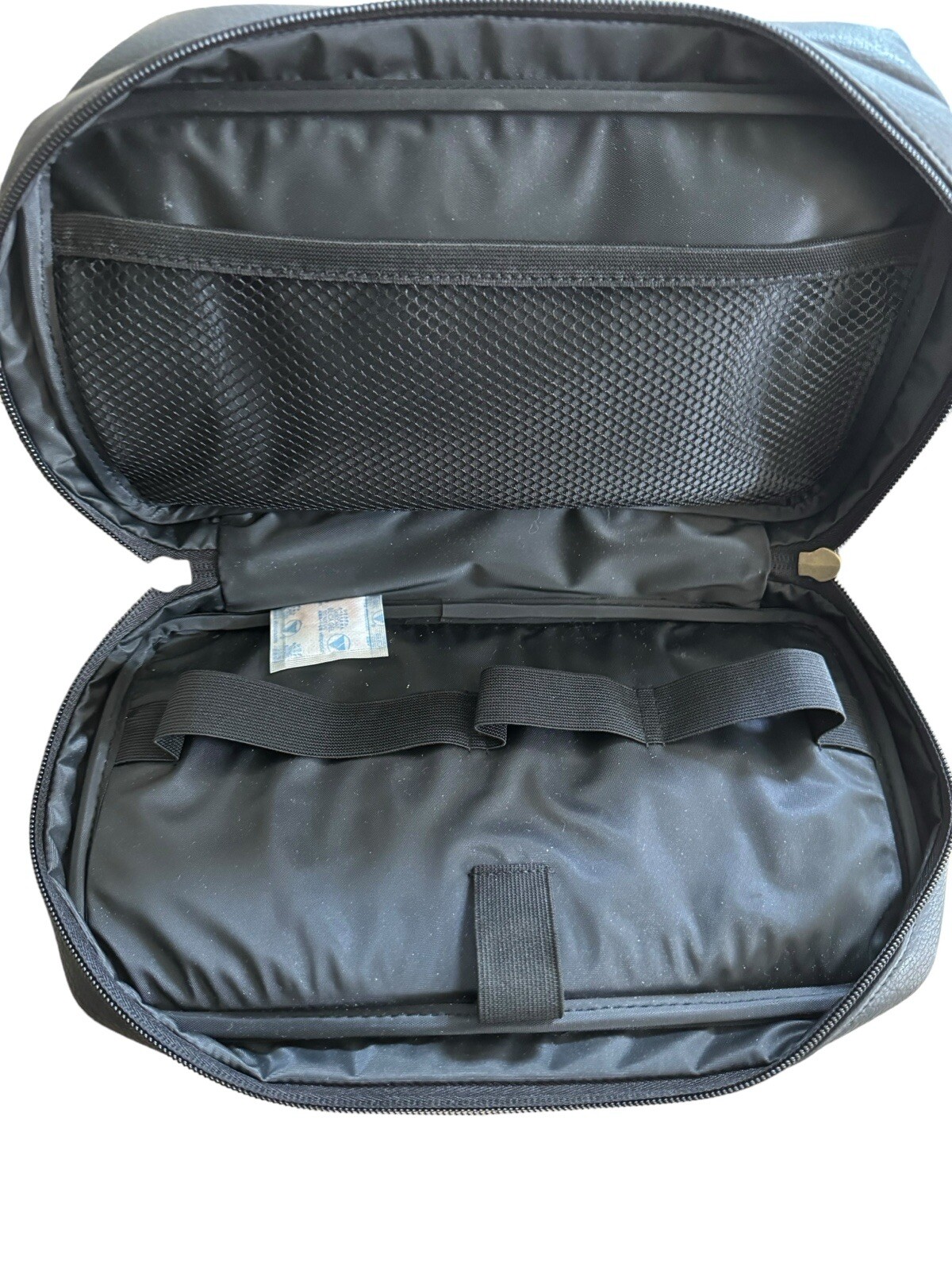 Buxton Men’s Jumbo Travel Kit Zipped Bottom Holds Toiletries None included