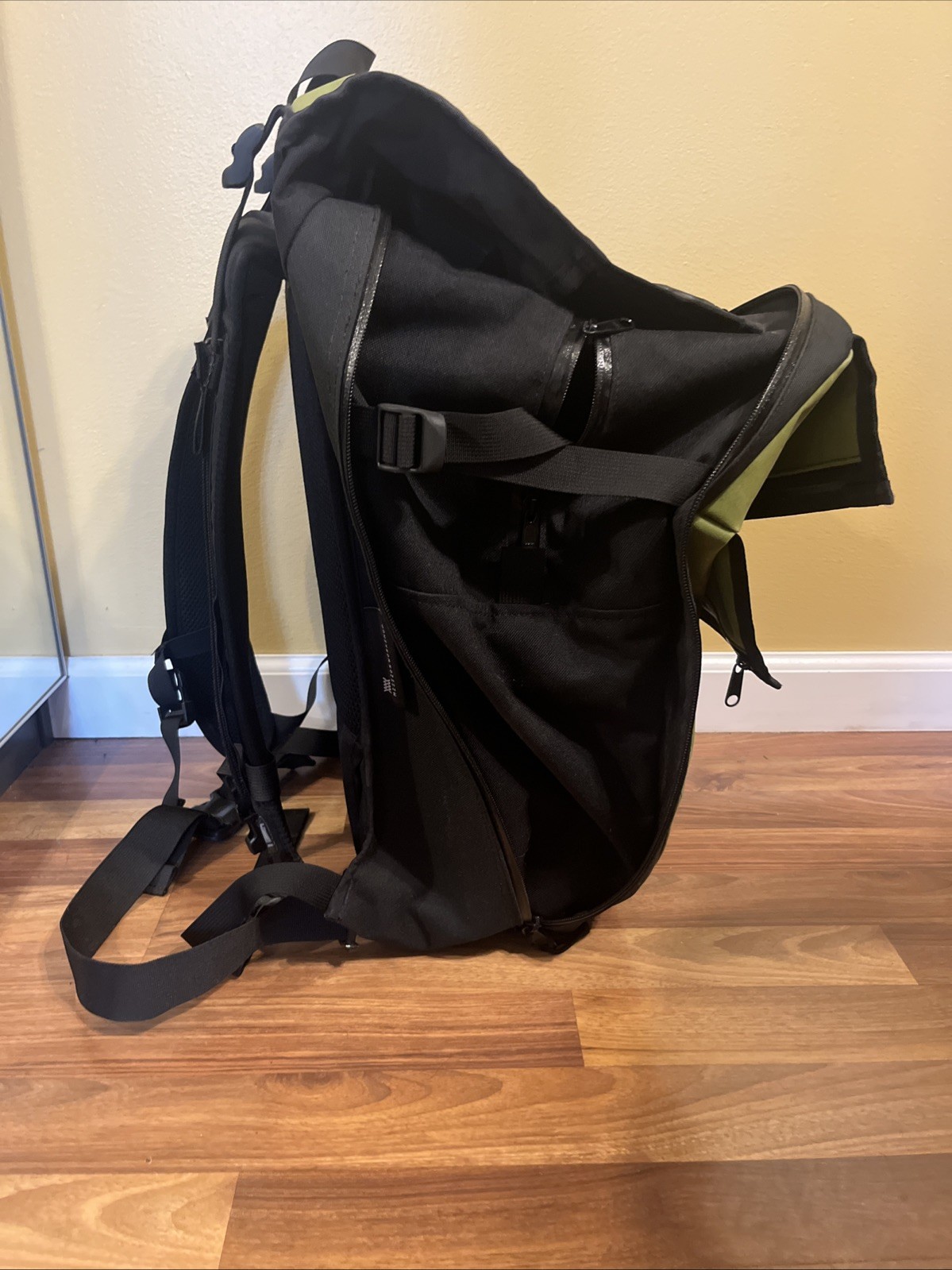 Mission Workshop Rambler Expandable Backback 29L to 65L Roll Top Green Made USA