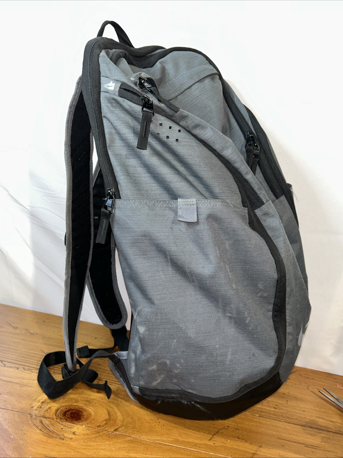 Nike Hoops Elite Pro Backpack Gray Black Basketball School Laptop BA5554 011