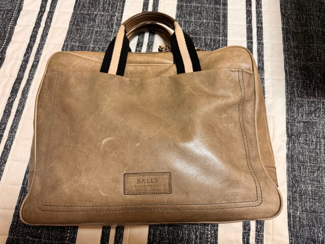 Bally Authentic Bag Genuine Leather Limited Edition Color 35×28cm gray