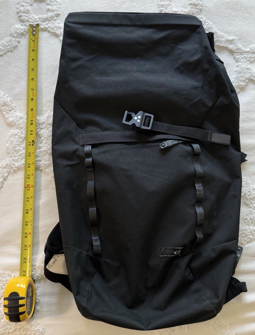 Oakley Backpack – Black. 20x14x6 inches.