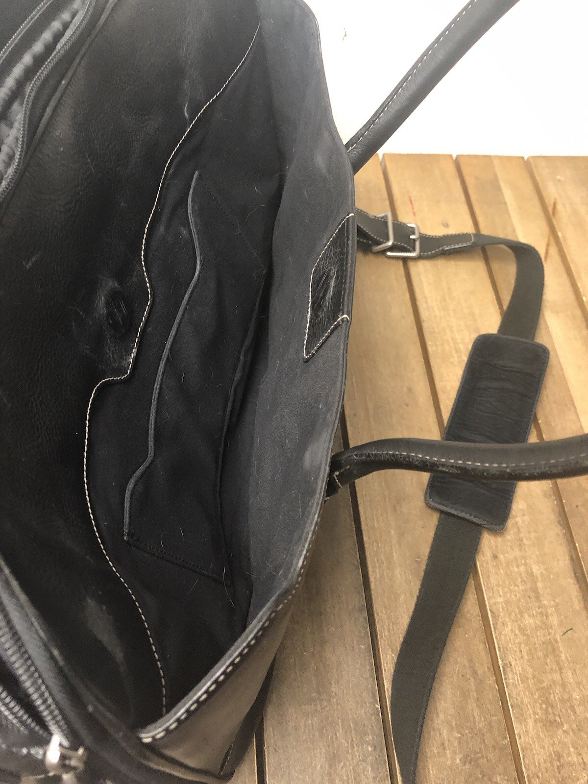 Cole Haan Crossbody Black Leather Heavy Briefcase Laptop Bag 6 Compartments EUC