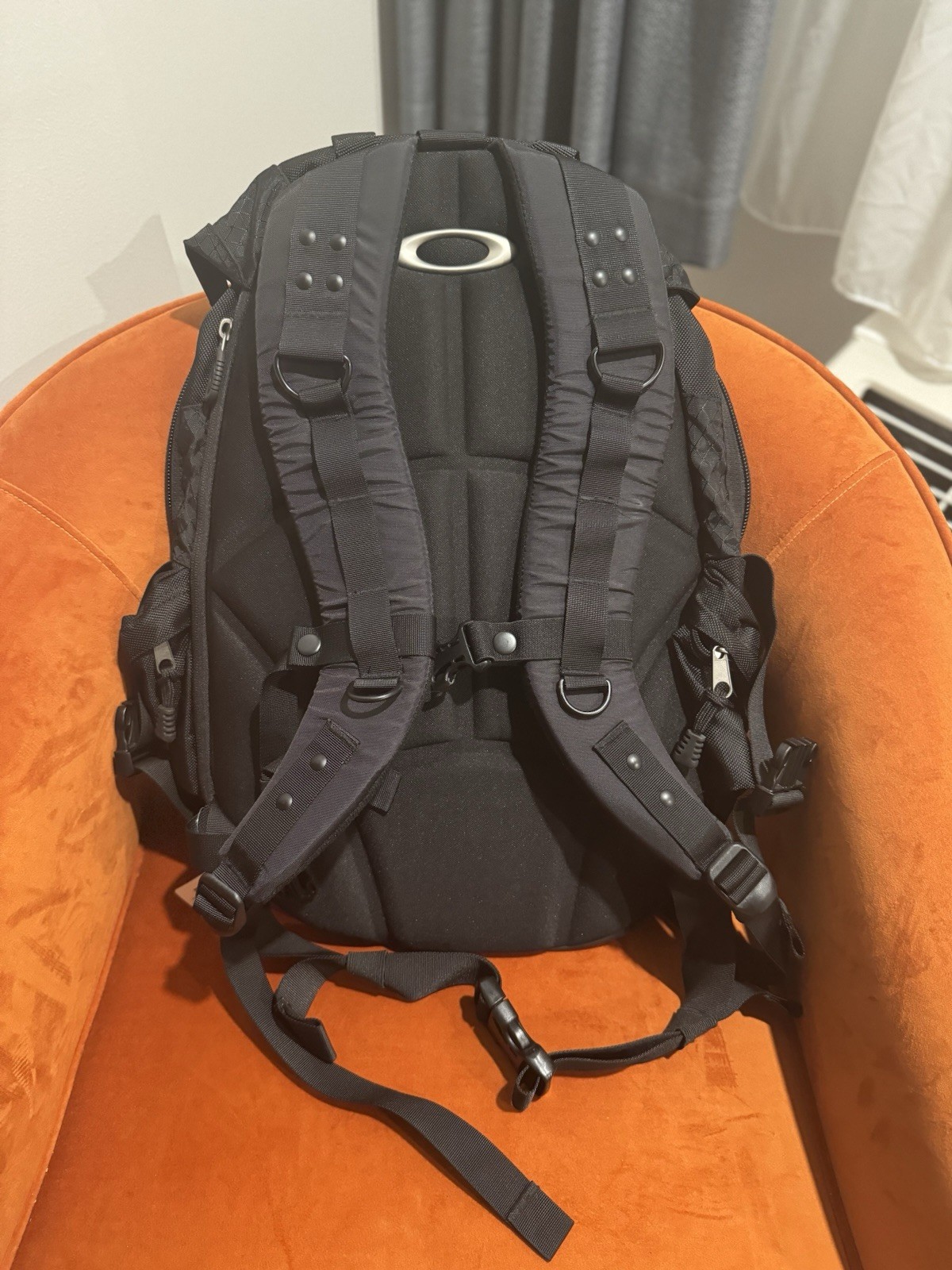 oakley icon 2.0 backpack
