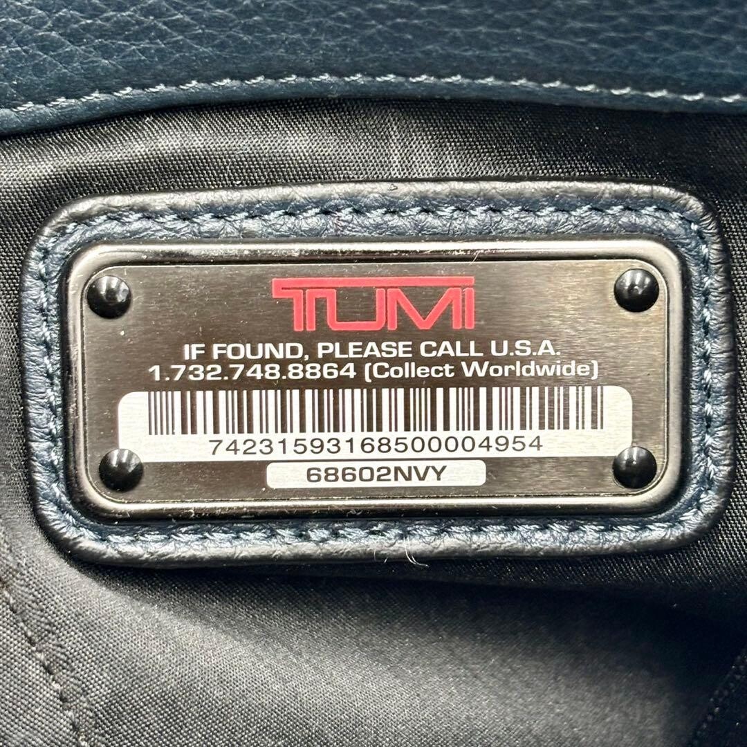 TUMI Centro Venezia Navy Leather Crossbody Bag Mens Authentic 31cm 11.8in