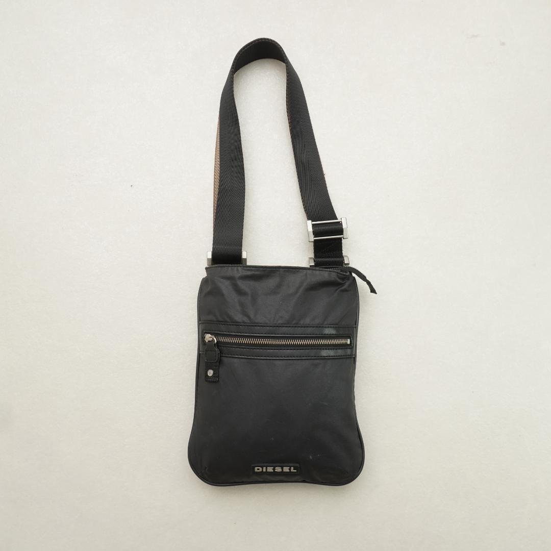 Diesel Men Nylon Shoulder Bag Front Logo Black 23x28cm Luxury Stylish Casual ITA