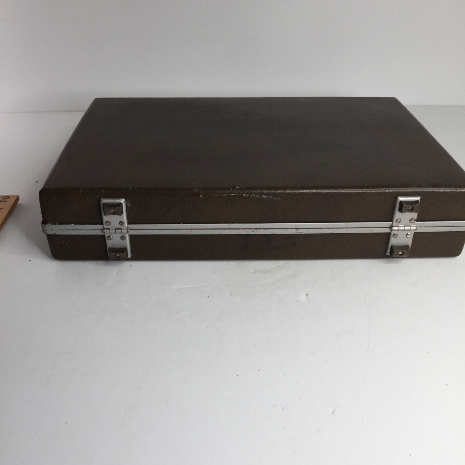 Vintage Samsonite Briefcase – Grey Hard Side Slim MidCentury Attache MCM NO KEY