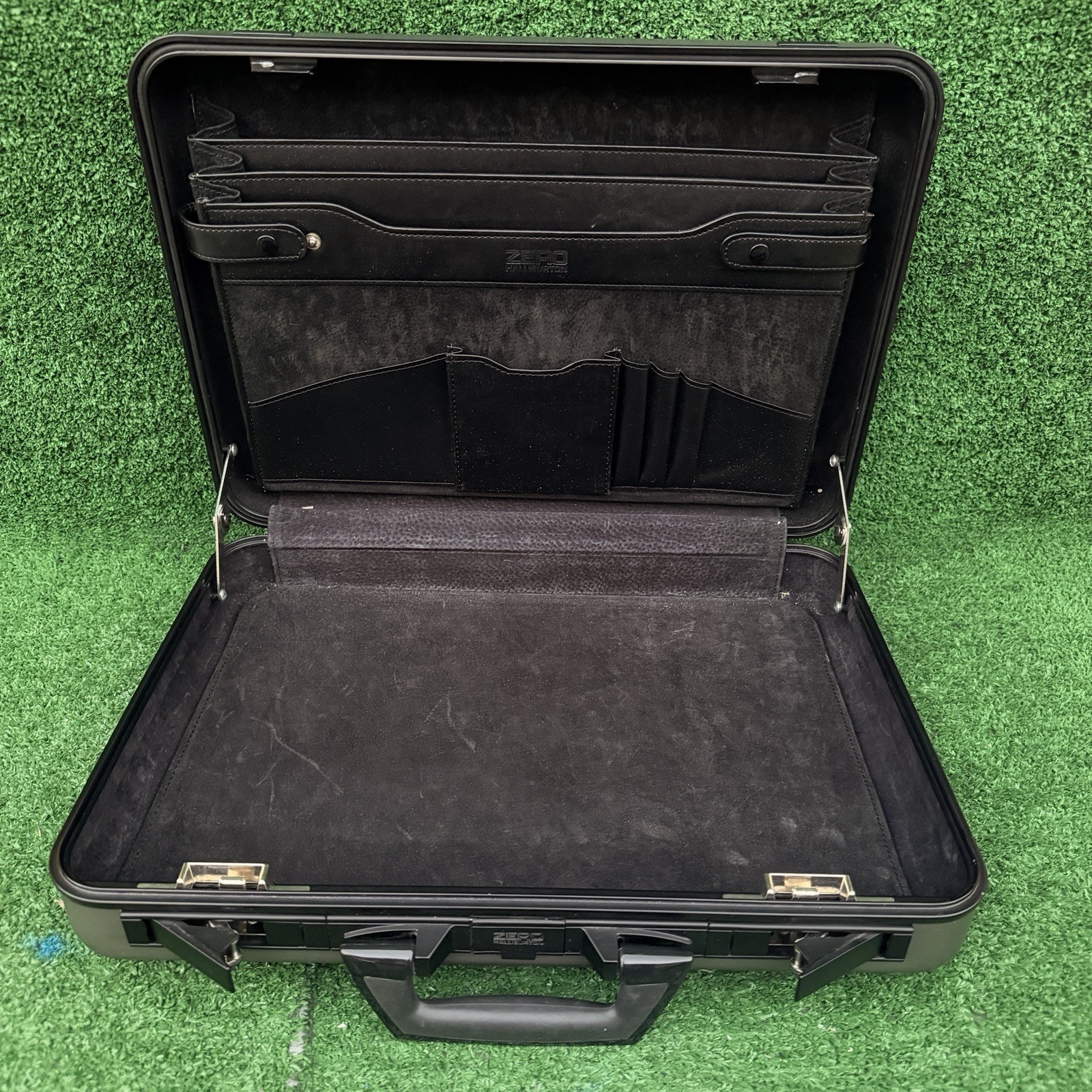 Zero Haliburton Aluminum Briefcase USA Made, 1989 Vintage, Dark Green 18”x13”x4”
