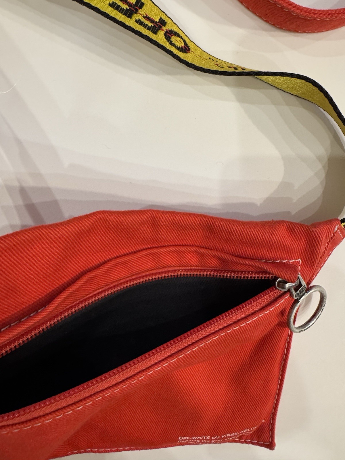 Off-White – Logo-Print Cotton-Twill Messenger Bag – Red