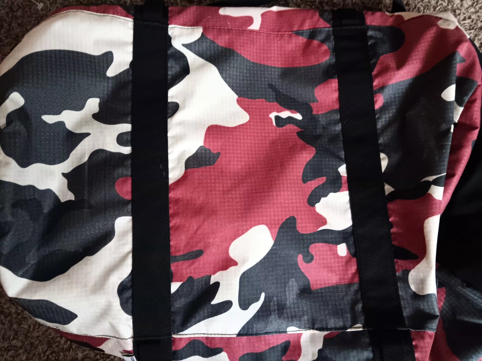 Supreme Duffle Bag Red Camo (SS21)