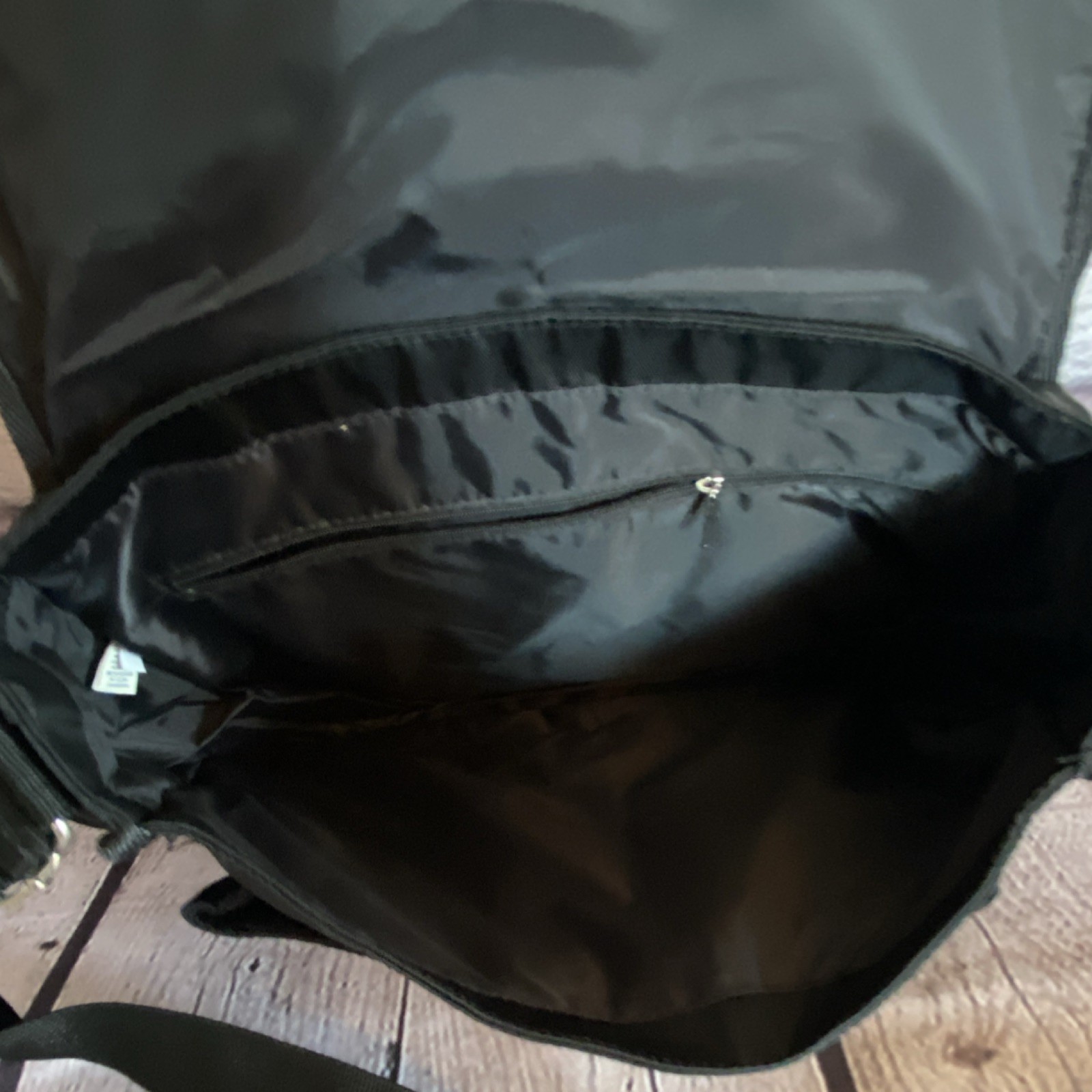Black Shoulder Bag Uni-sex Multiple Pockets Adjustable Strap Zip Buckle Snap