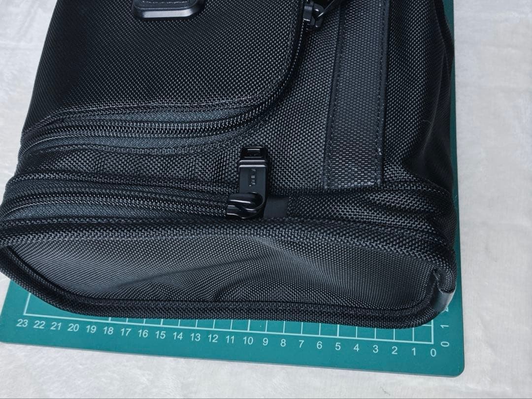 TUMI Alpha 22191D2 Hanging Travel Kit Nylon