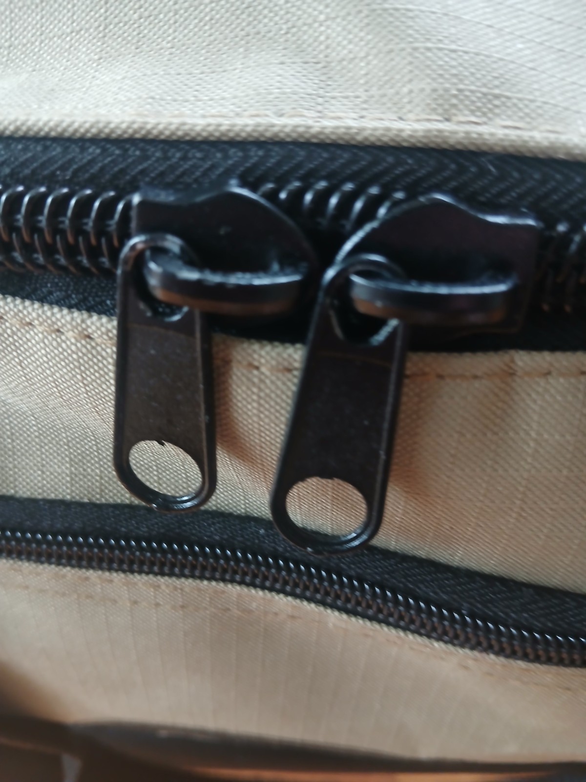 Lightweight Canvas Duffle Bag With Multiple Straps And Wheels From OAT