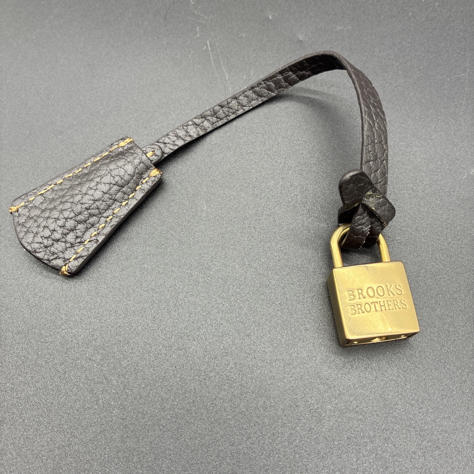 Brooks Brothers Brass Padlock Lock & Key Leather Strap Luggage Bag Accessory