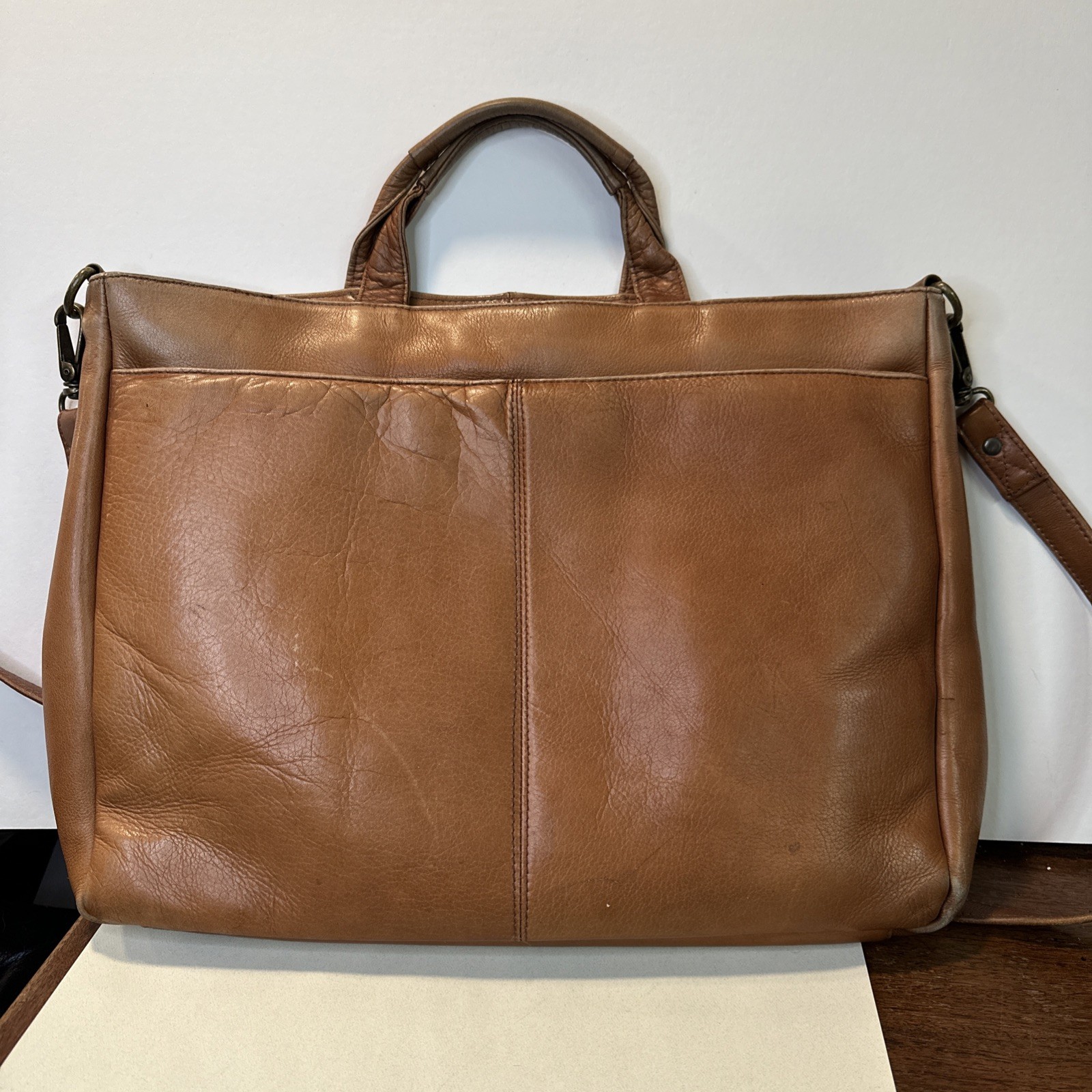 LATICO camel brown leather briefcase laptop messenger bag vintage