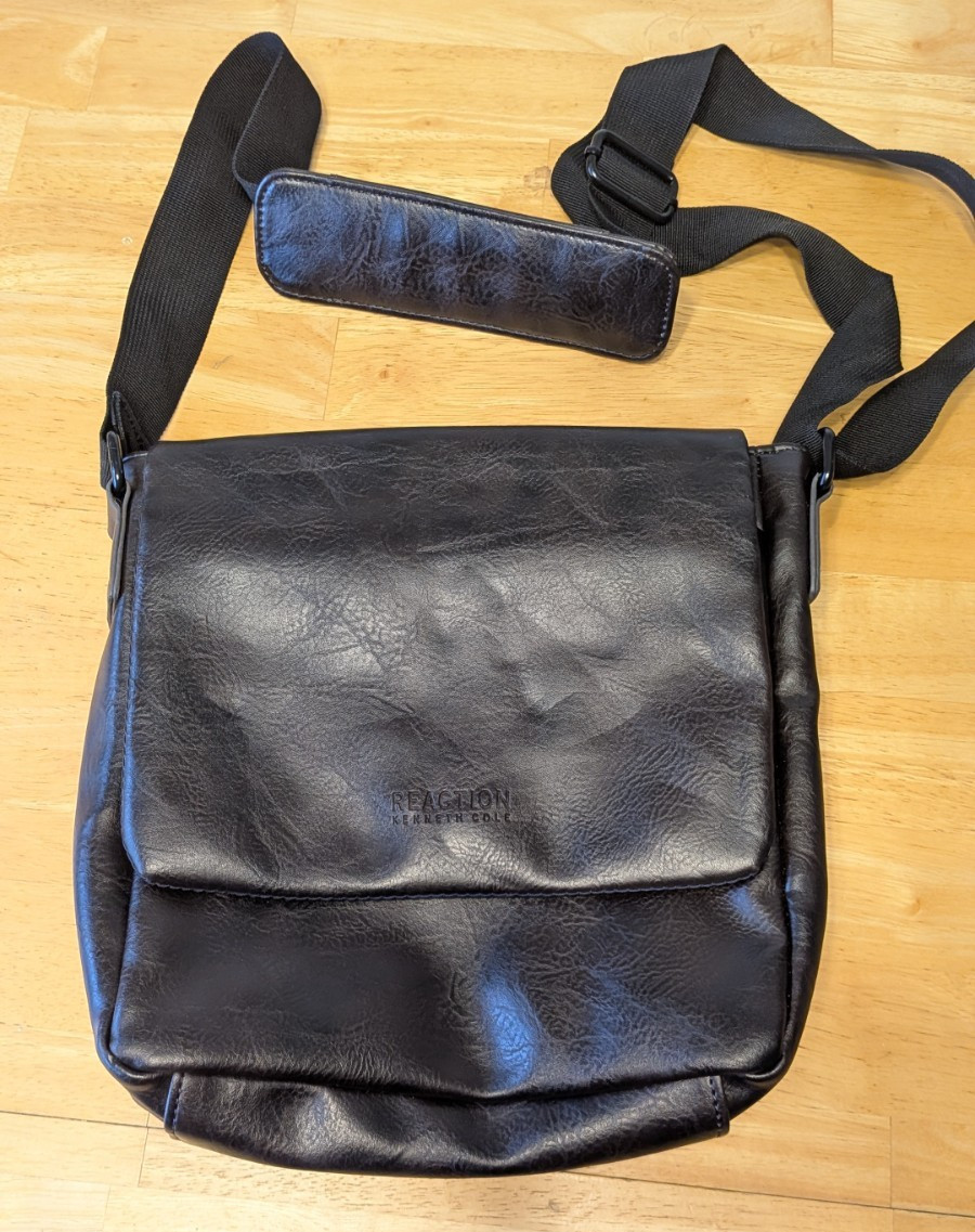 Reaction Kenneth Cole Shoulder Laptop Messenger Bag Men’s Black Adjustable strap