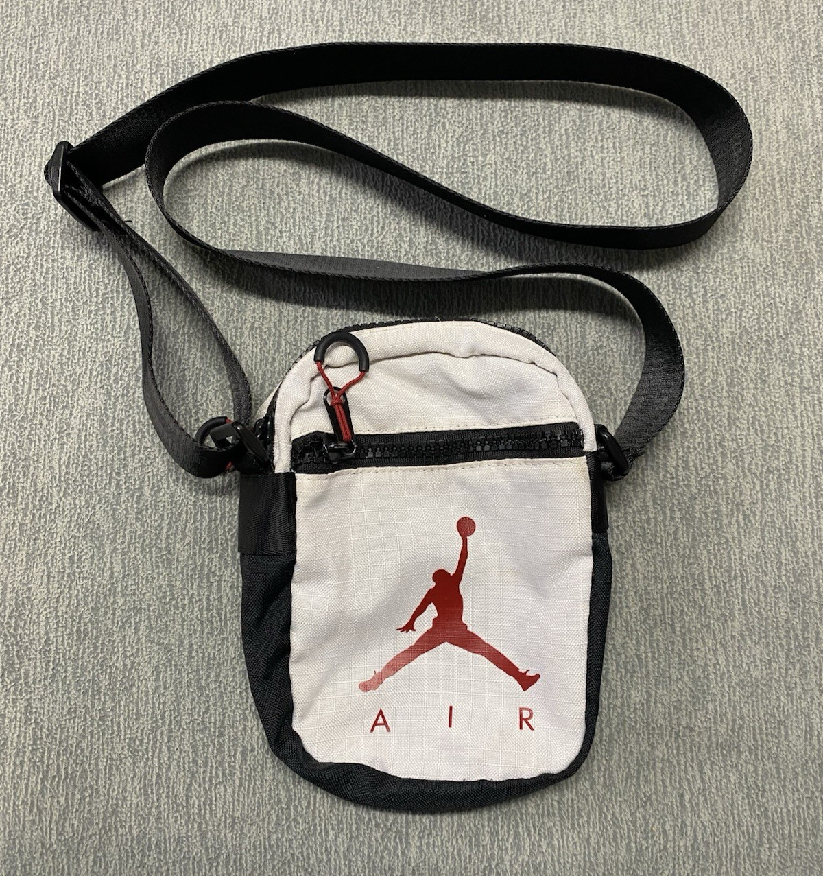 Nike Air Jordan Bag Small Crossbody Bag Adjustable Jumpman White Black Logo
