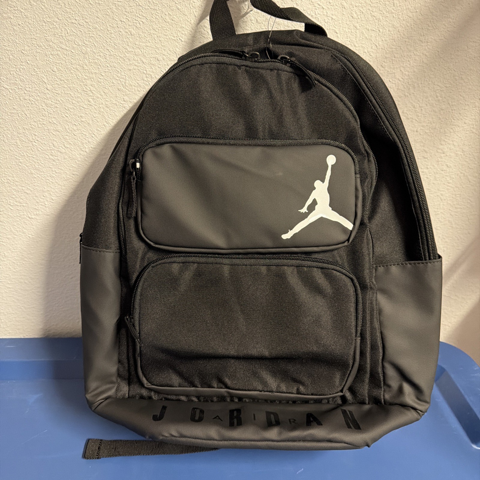 Nike Jordan Essentials Backpack School 20″ Book Bag Black Jump Man New