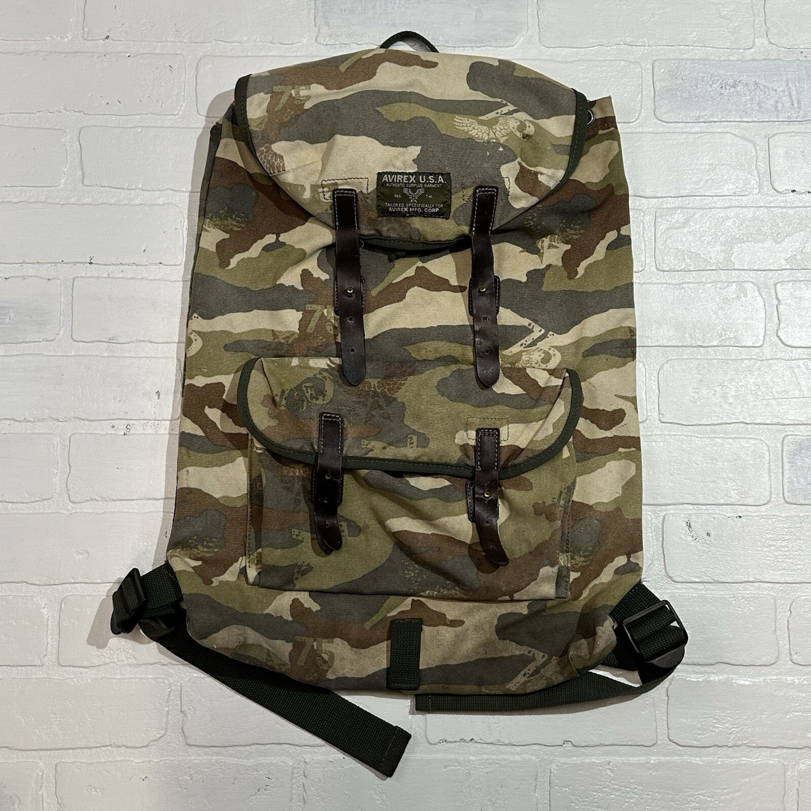 Vintage Avirex Backpack Camo Brown Leather Straps Drawstring US Army (RT)
