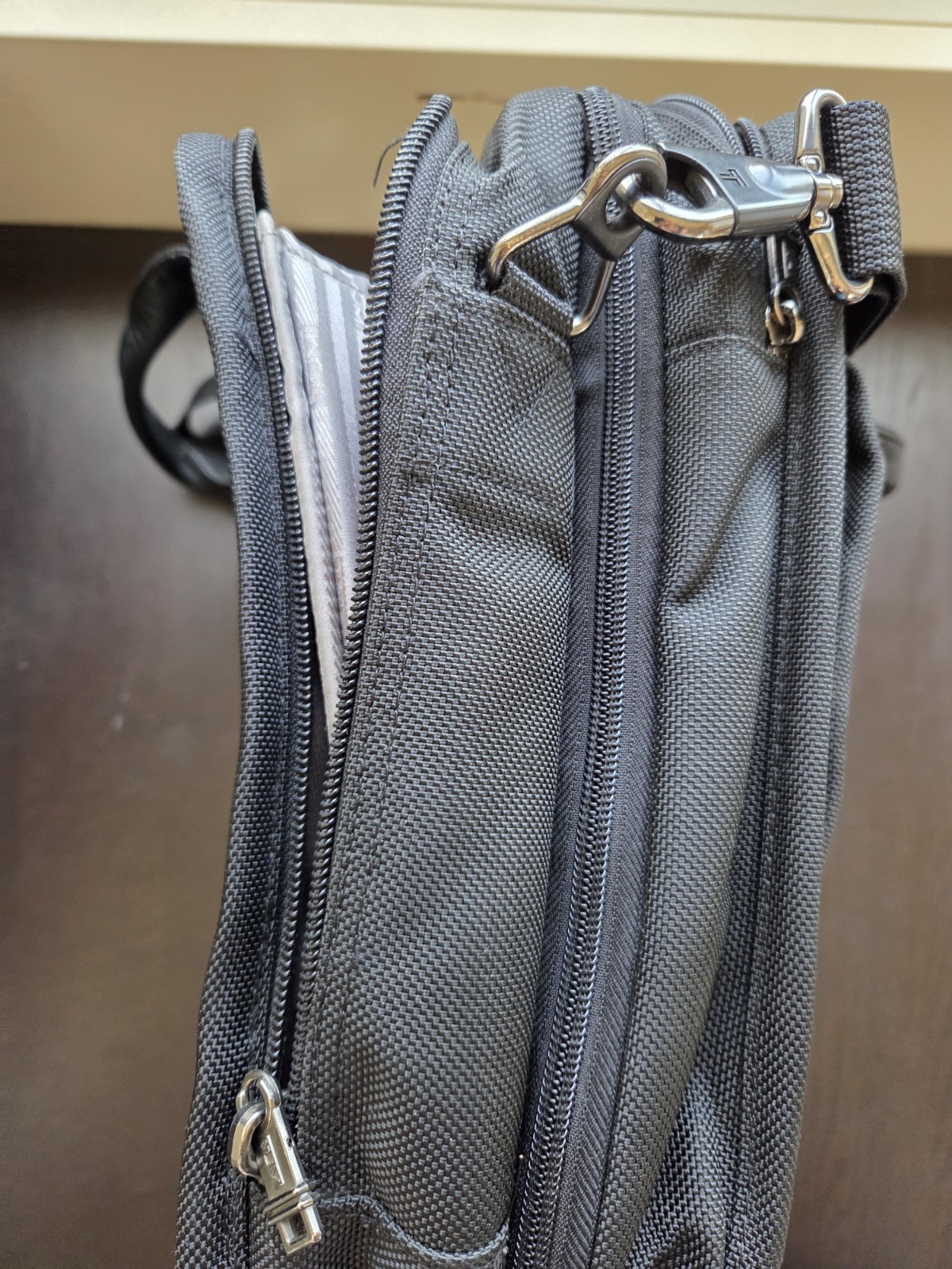 TUMI Alpha Black Canvas Expandable Laptop Briefcase Crossbody 26041D4