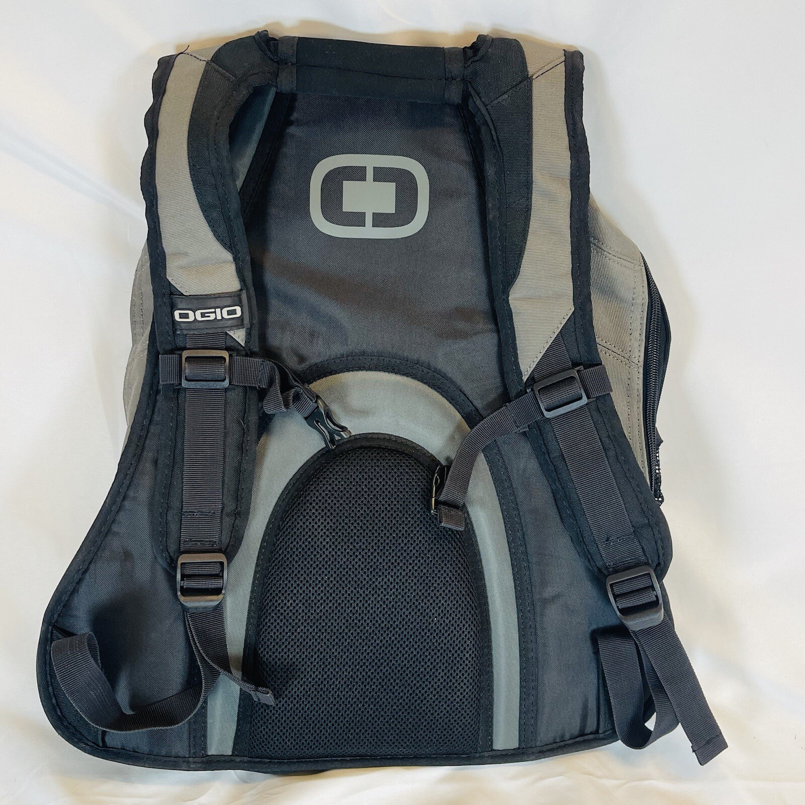 OGIO Street Tech Backpack Laptop Sleeve Audio Pocket W/ Vivint Logo