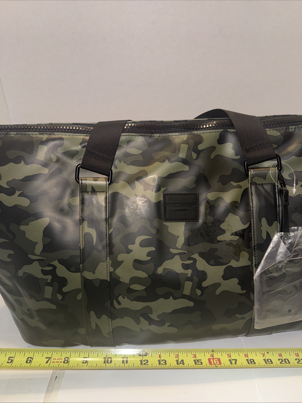 Duchamp Rubberized Camo Tote Duffle Bag Carryall Travel Gym Weekender USB cable