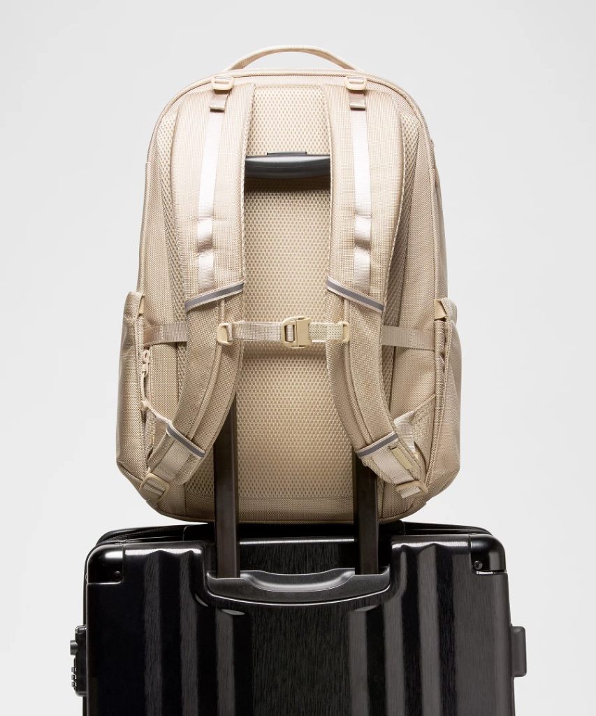Lululemon 26L Cruiser Backpack Laptop Travel Bag Tan Beige Padded Straps