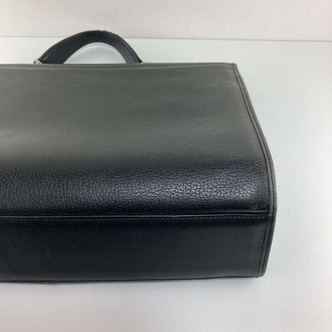 Authentic Vintage Burberry Black Leather Briefcase with Nova Check Interior, Siz