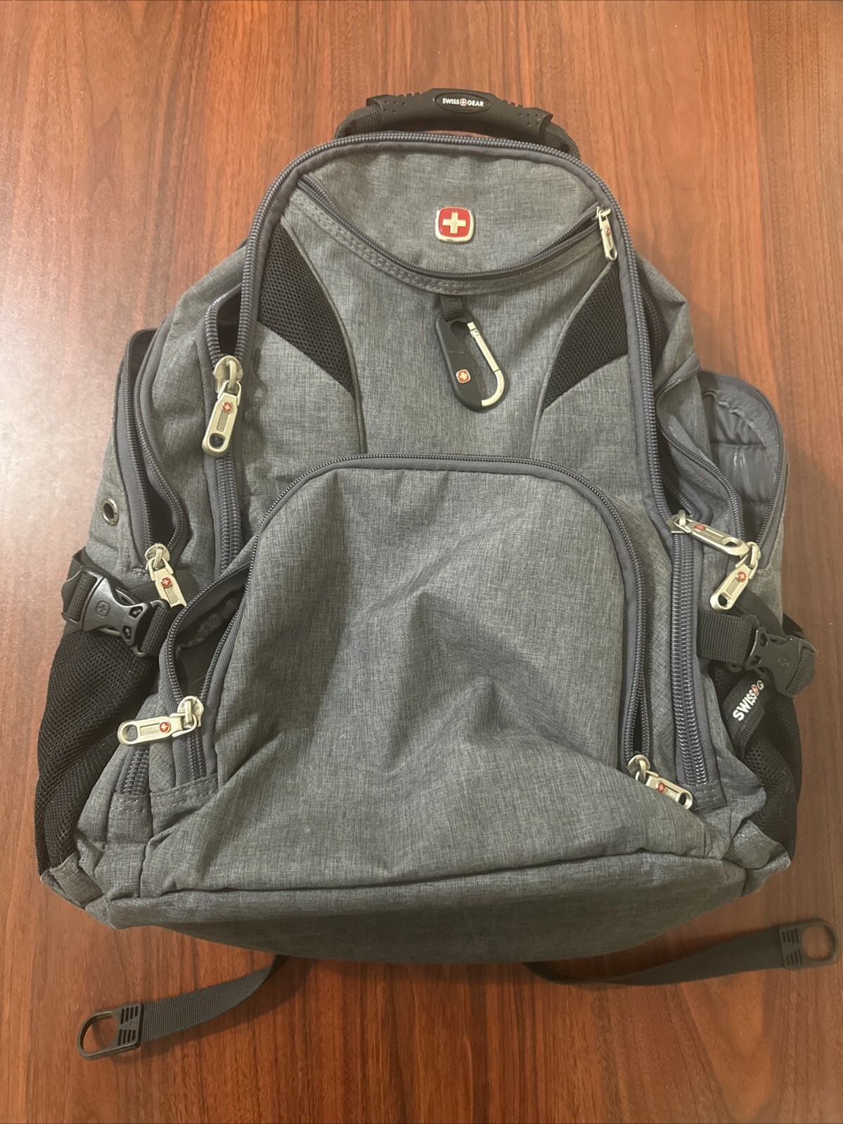 SwissGear 5977 ScanSmart Laptop Backpack, Grey, 17-Inch
