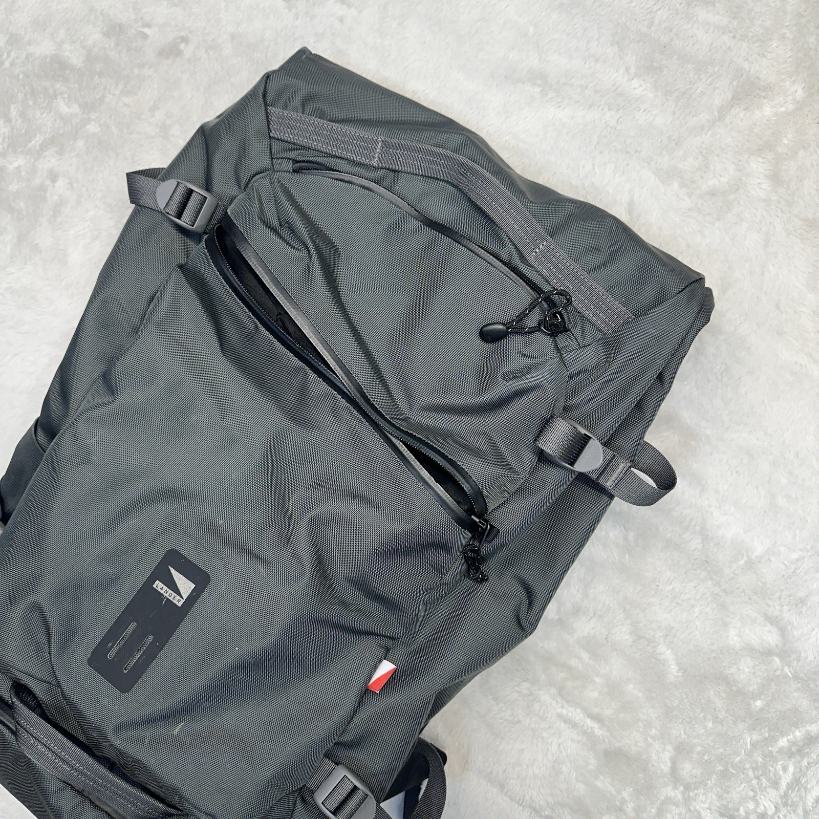 Lander Traveler Backpack Outdoor 19 Inch Computer Bag Crash pad computer protect