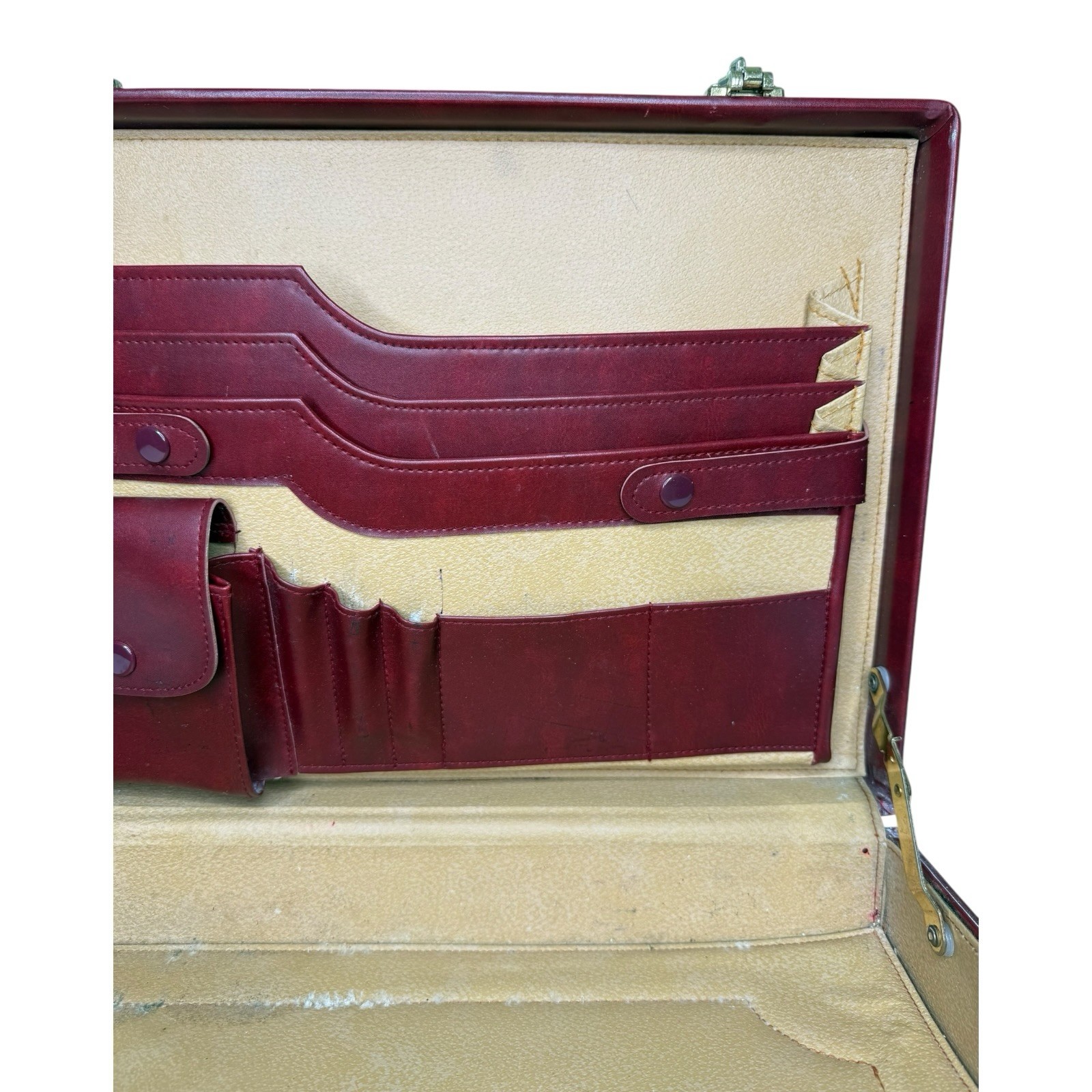 Vintage Burgundy Hard Shell Attache Briefcase Combination Lock Portfolio Case