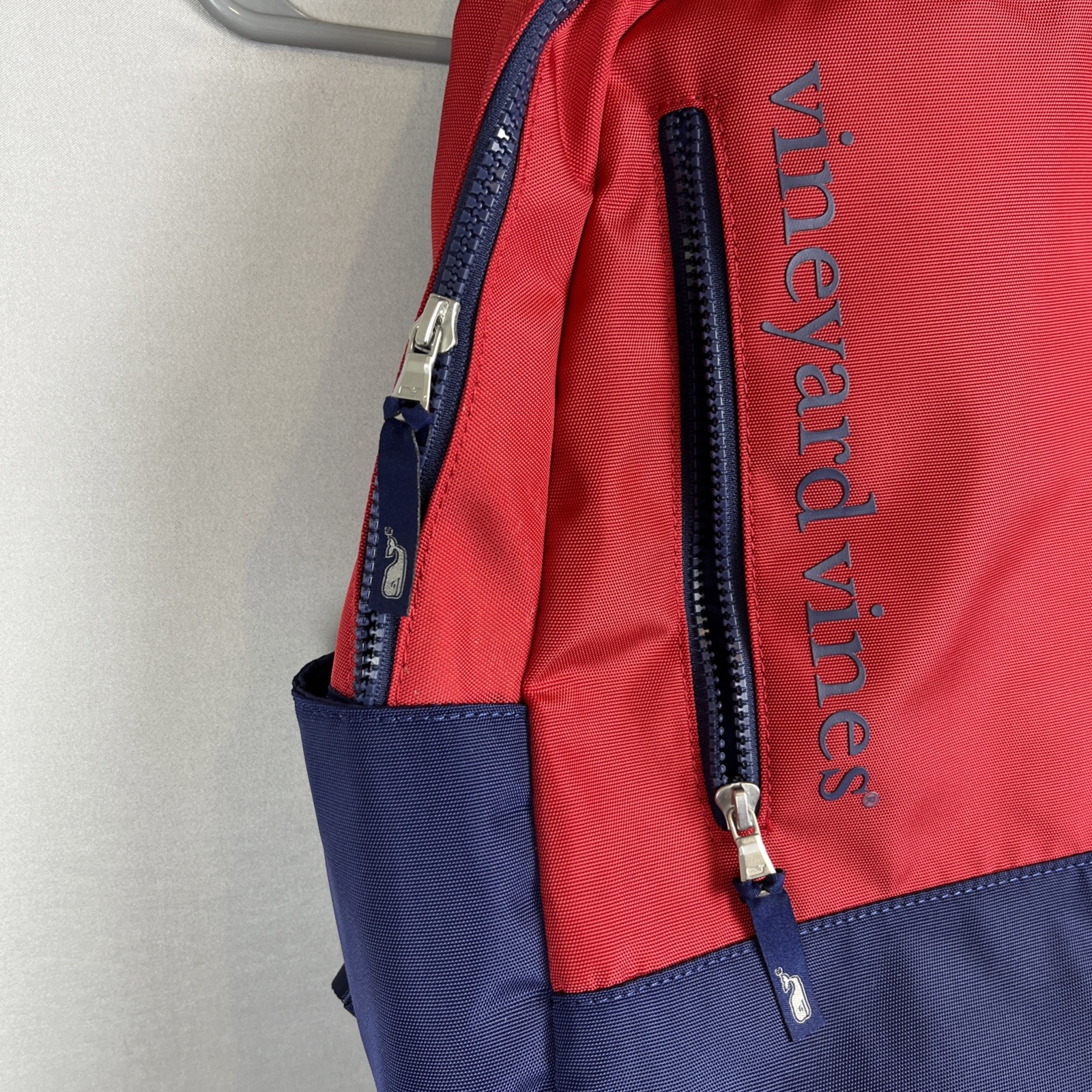 Vineyard Vines Red and Navy Blue Backpack School Work Beach New Without Tags