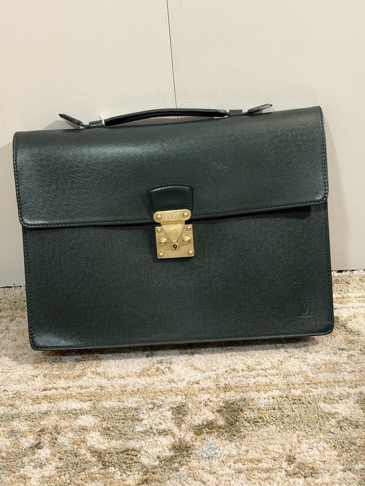 Louis Vuitton Black Briefcase Brass Hardware Push Lock Men Designer