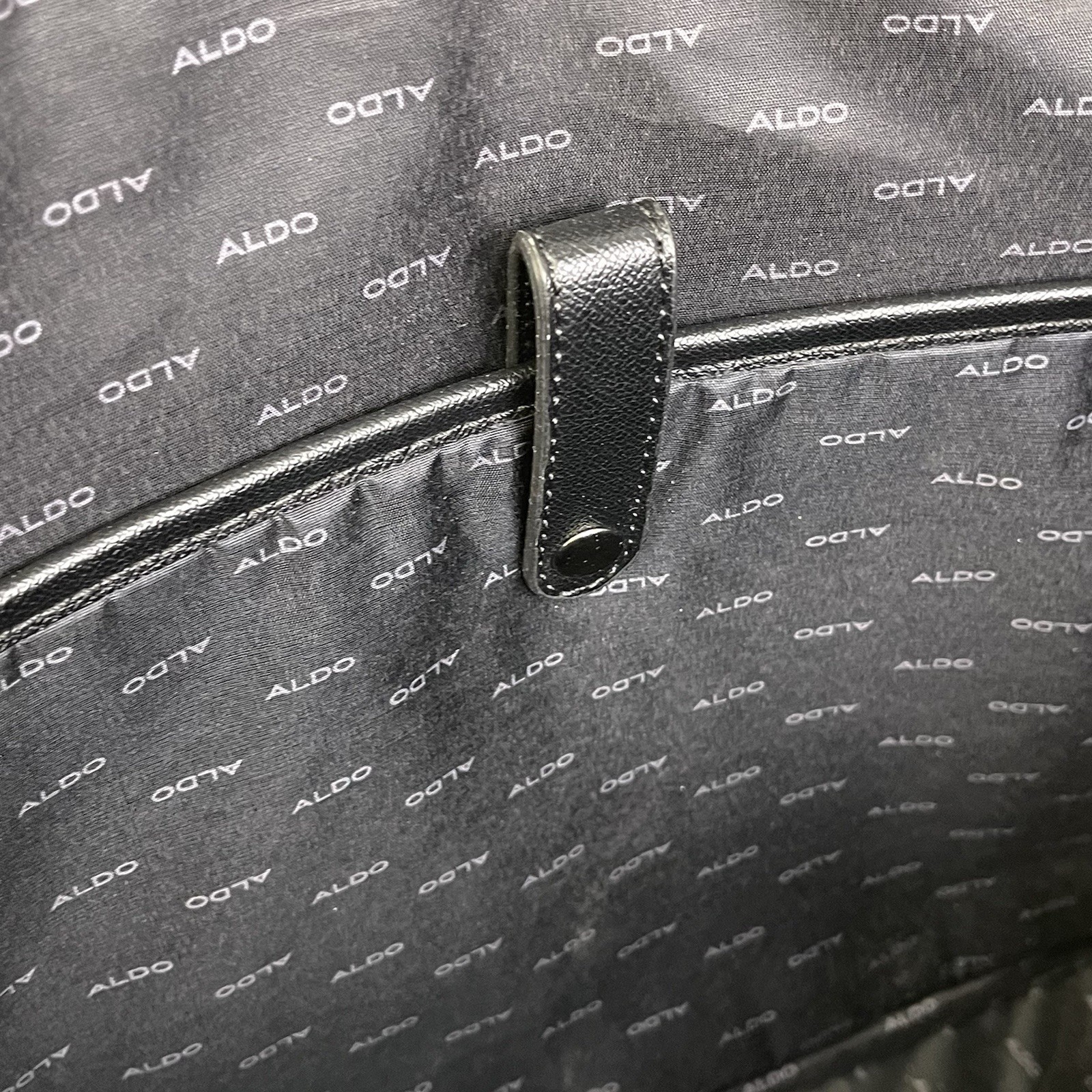 Aldo Messenger Bag Black Laptop Computer Zipper Pockets