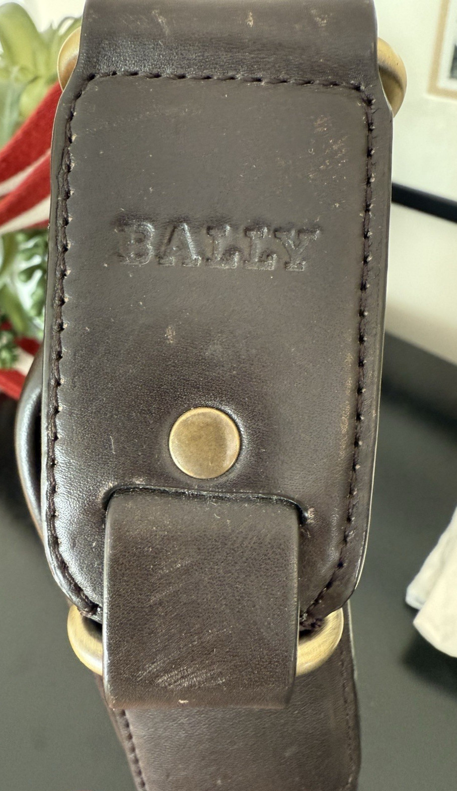 Bally Flap Messenger Mens Leather Small Dark Brown TAYLOR AIYF Stripe Strap EUC