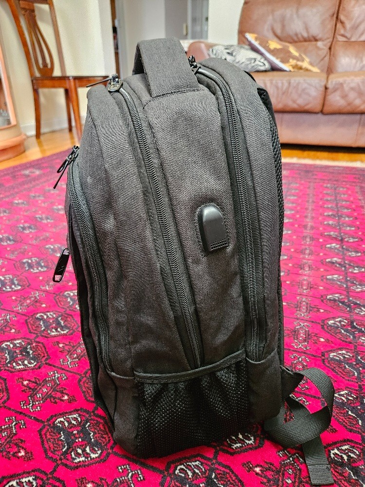 MATEIN Backpack,15.6in Bag with USB Charging Port,Water-Resistant Used only once