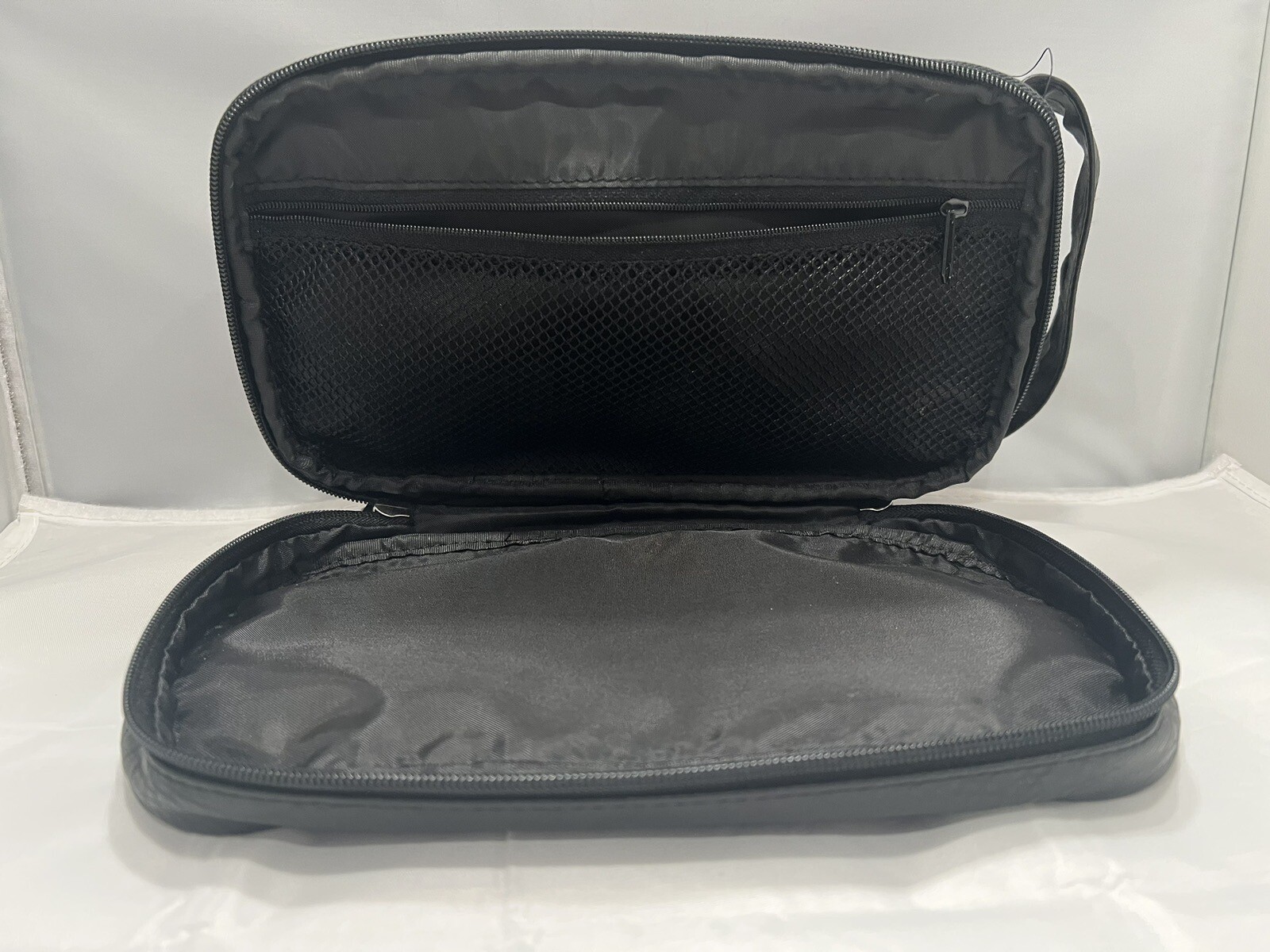 Perry Ellis Portfolio~Men’s Black Faux Leather Travel Kit Toiletry Bag W/Handle