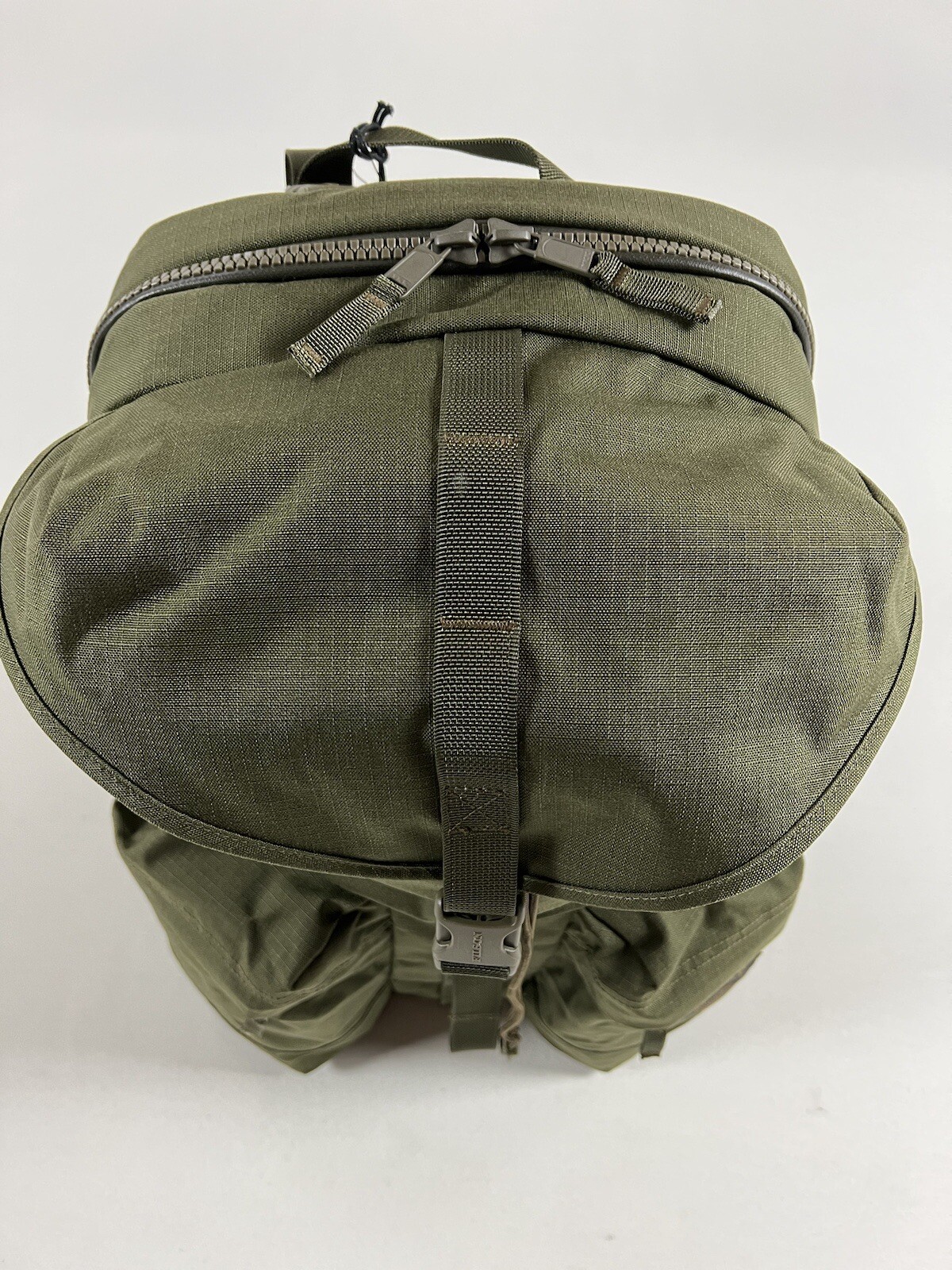 FILSON RIPSTOP NYLON BACKPACK SURPLUS GREEN ONE SIZE NWT SOLD OUT