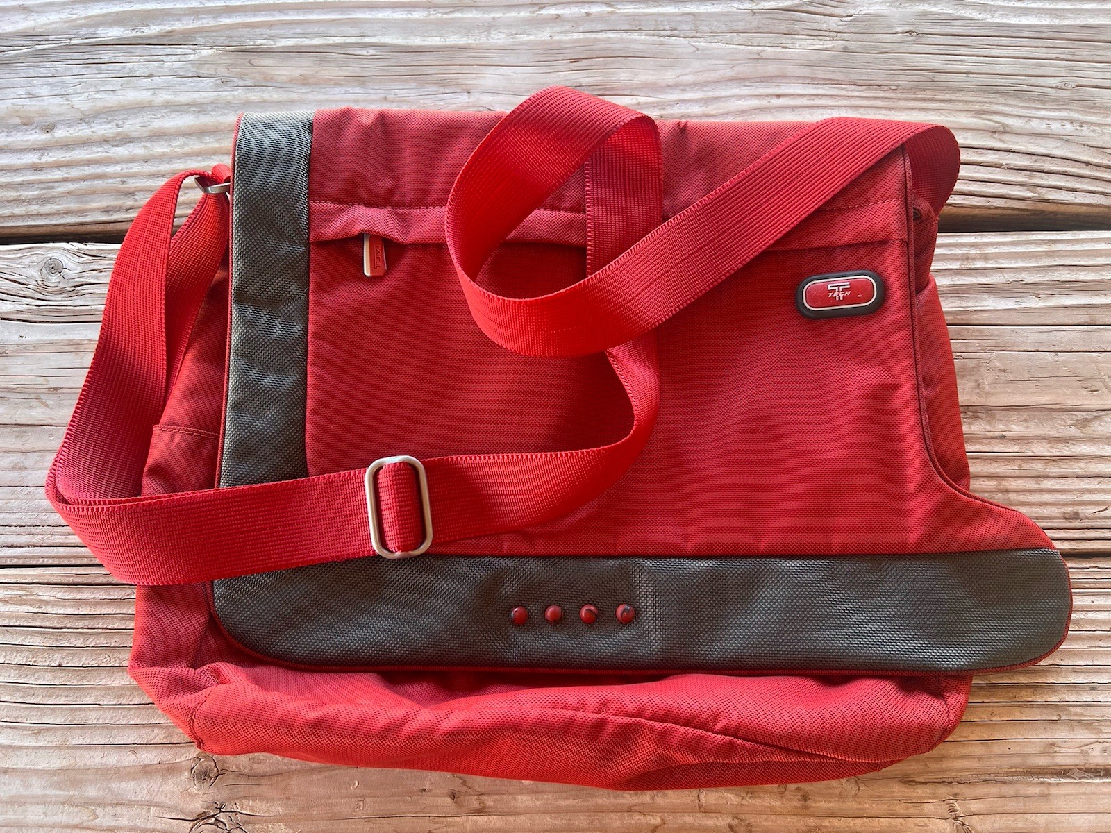 Tumi T Tech Red Nylon Crossbody Messenger Bag Unisex