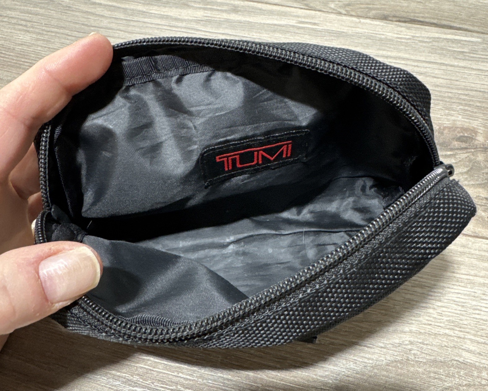 Tumi Delta Accessory Pouch Bag Zip Case Black Makeup Toiletry Travel Eye Mask