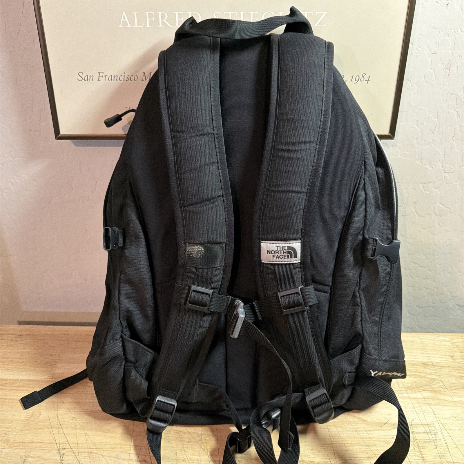THE NORTH FACE Recon Everyday Laptop Hiking Outdoors Camping Backpack Black gray
