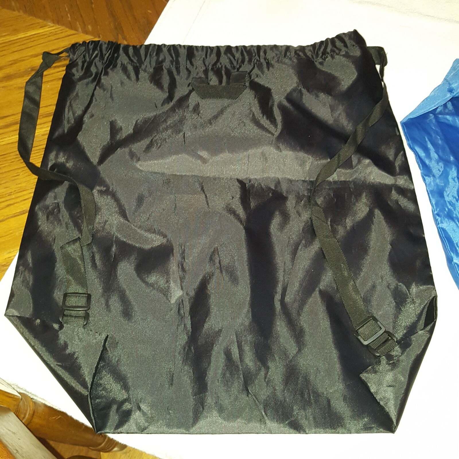 SKECHERS-Sling Pack/Backpack-Famous Logo-Hefty Straps & Grab Tab (2) GUC