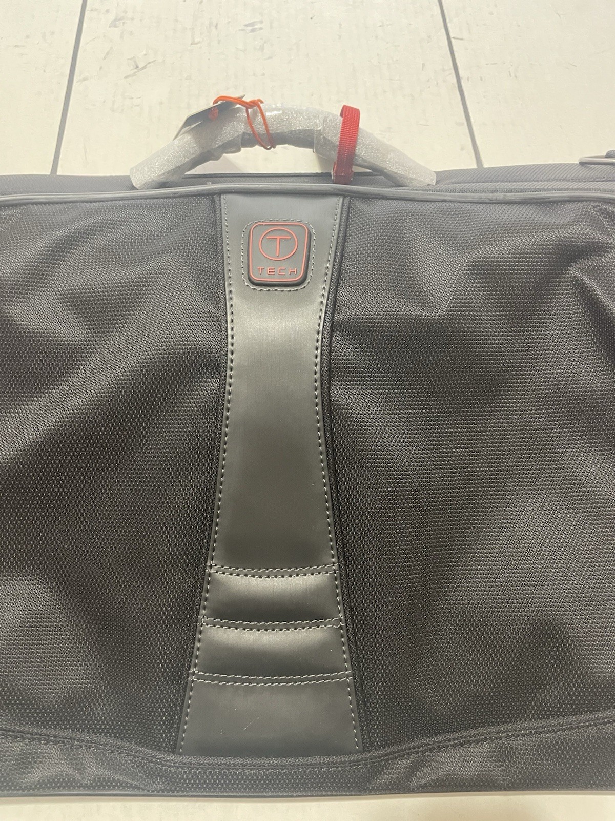 Tumi T-Tech 55336D Black Tri-Fold Nylon Travel Garment Bag Suit Bag Ballistic