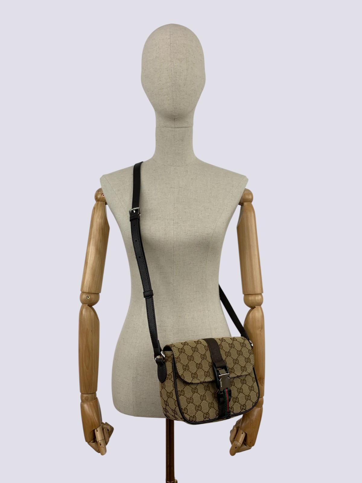 Gucci GG Monogram Canvas Web Logo Crossbody Messenger Shoulder Bag Beige 802100